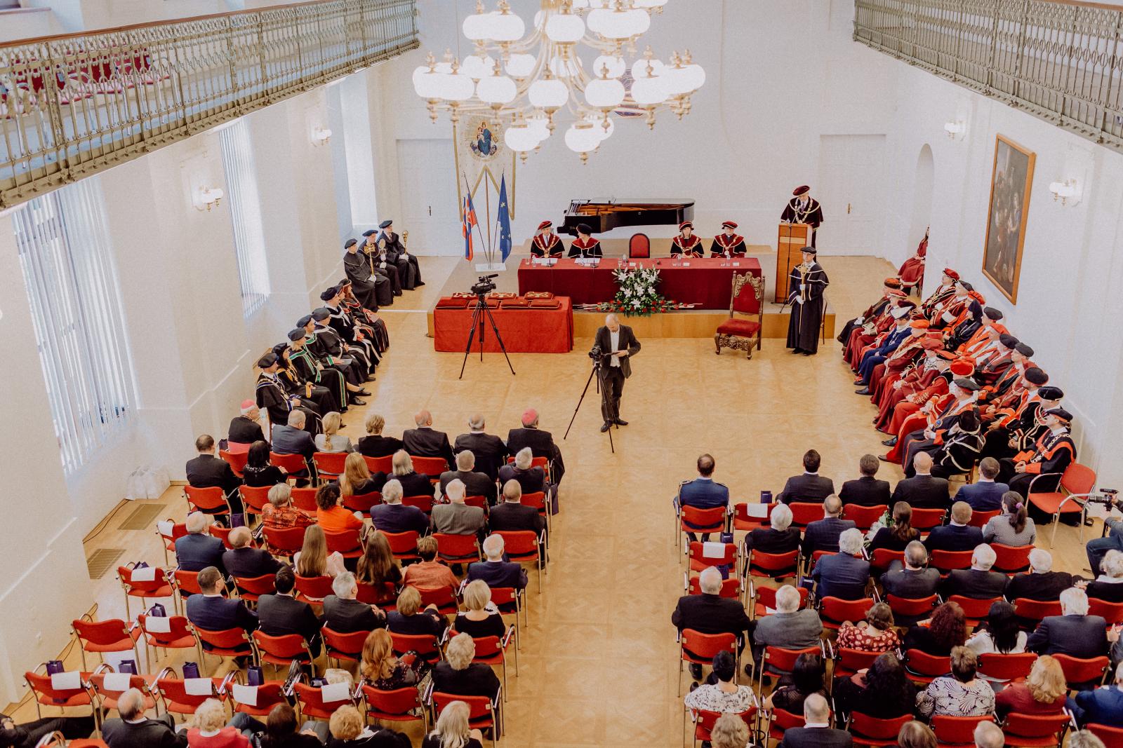 inaugurácia rektora tu 13. novembra 2019