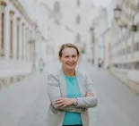 katarína karabová
