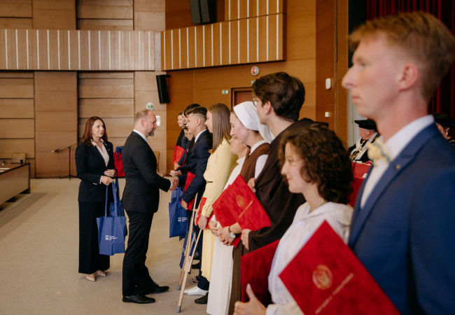 Cena rektora Trnavskej univerzity pre 14 výnimočných študentov