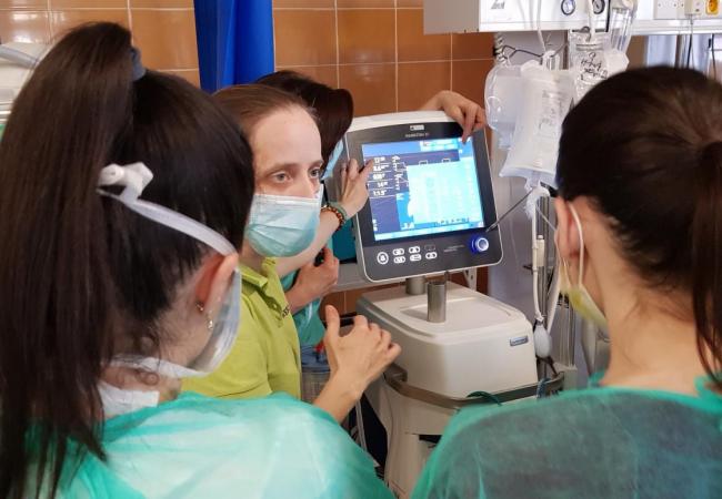 fakulta zdravotníctva trnava, fakulta zdravotníctva trnavská univerzita, koronavírus, covid-19, fakultná nemocnica