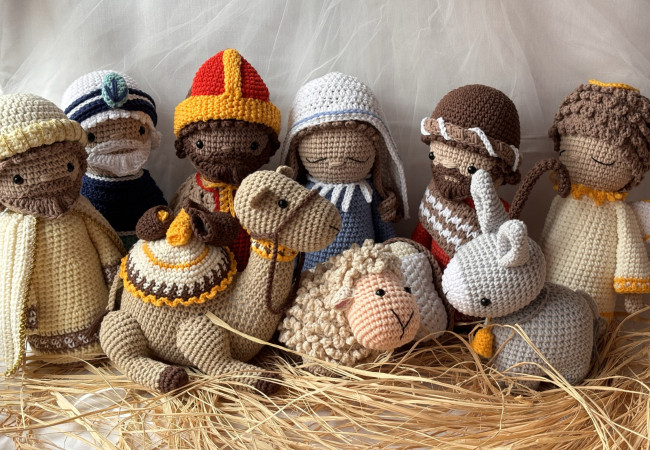 háčkovaný betlehem, iveta kolníková, trnavská univerzita, sto betlehemov vo Vatikáne