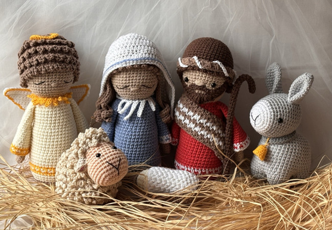 háčkovaný betlehem, iveta kolníková, trnavská univerzita, sto betlehemov vo Vatikáne