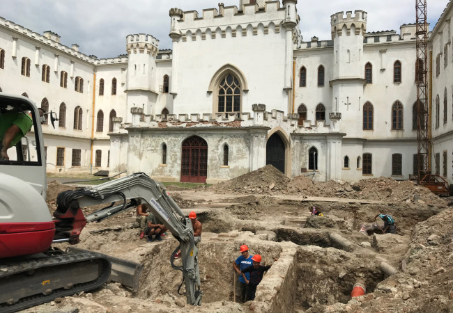 kaštieľ Rusovce, archeologický výskum 2018, Erik Hrnčiarik