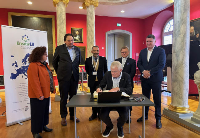 Stretnutie Európskej univerzitnej aliancie v Greifswalde. KreativEU oficiálne spustené