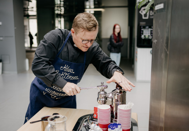 Káva s rektorom, Miloš Lichner