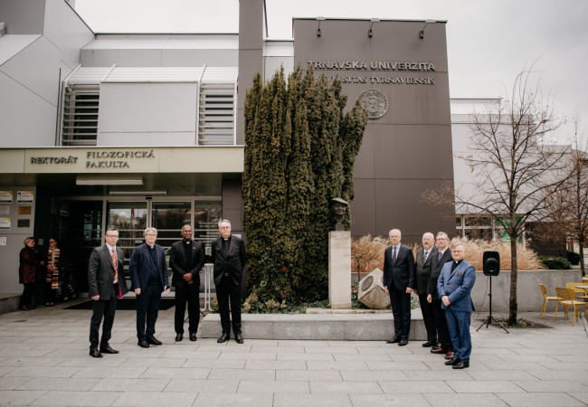 spomienka na Antona Hajduka