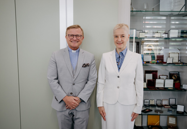 Maria João Falcão Poppe Lopes Cardos, Miloš Lichner