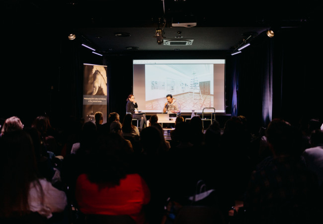 Noc filozofie 2024; autor foto Barbora Likavská, filozofia, Trnava, Trnavská univerzita