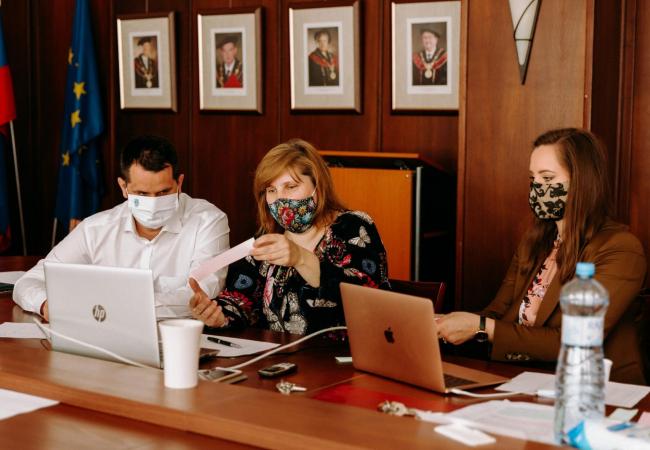 trnavská univerzita, právnická fakulta, online štátnice, Andrea Olšovská