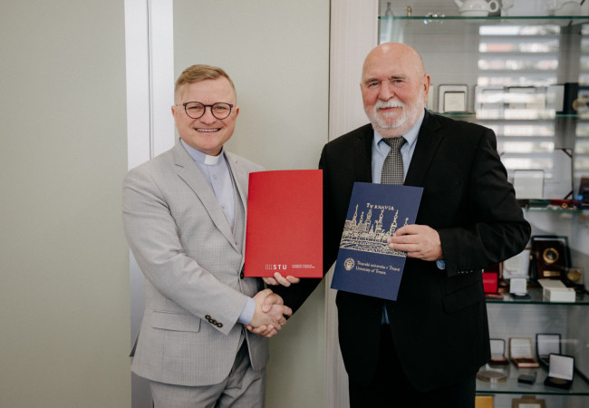 kúpa budovy MTF, Paulínska ul., Trnava, Miloš Lichner, Trnavská univerzita, konzorcium trnavských univerzít