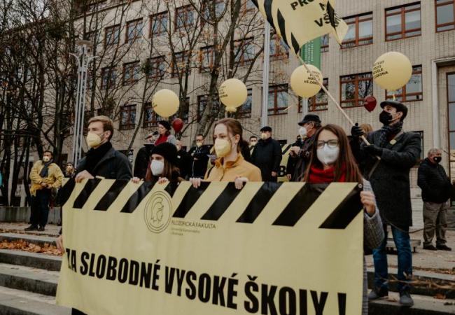 Zodpovedný protest za slobodné univerzity (foto Barbora Likavská)