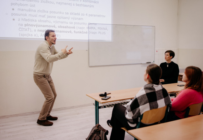 slovenský jazyk v komunikácii nepočujúcich, trnavská univerzita, truni