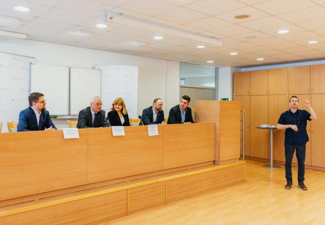 slovenský jazyk v komunikácii nepočujúcich slovenský jazyk v komunikácii nepočujúcich