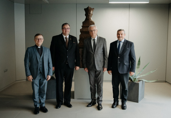 Maďarský veľvyslanec Csaba Balogh na Trnavskej univerzite