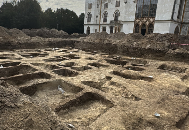 záchranný archeologický výskum, Rusovce, kaštieľ